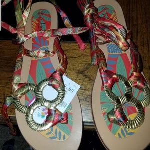 Women's dress shoes/heels